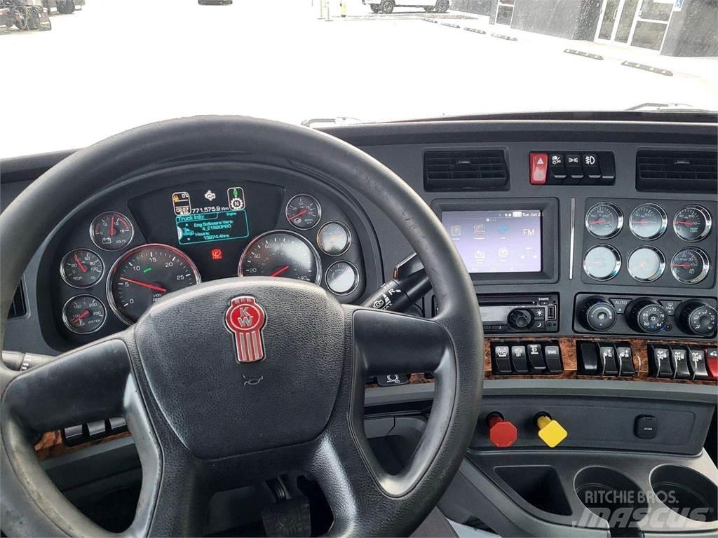 Kenworth T880 새시 운전실 트럭