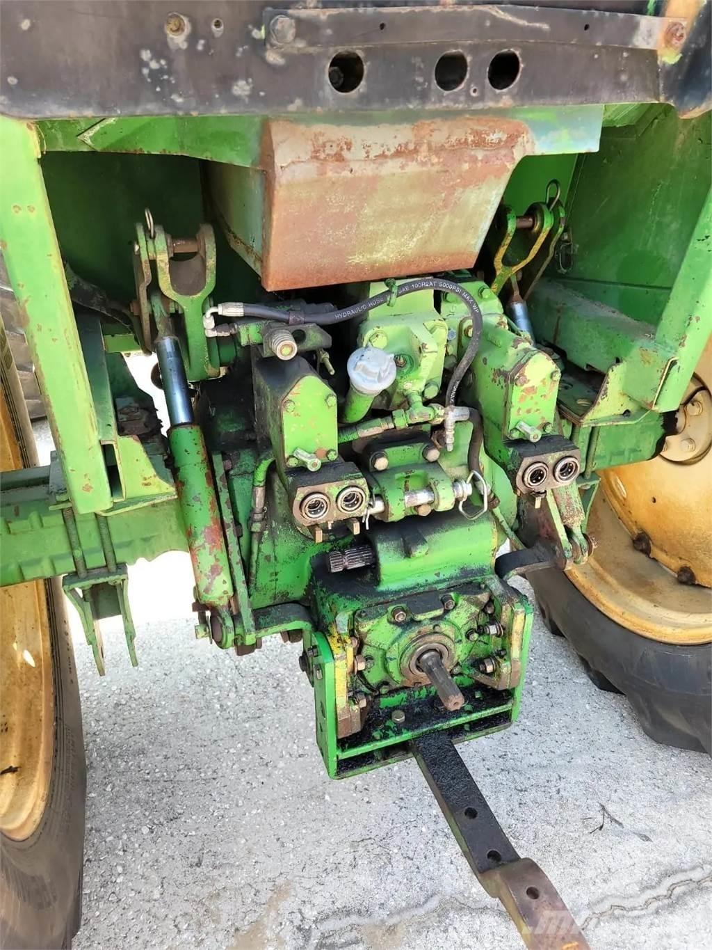 John Deere 4230 트랙터