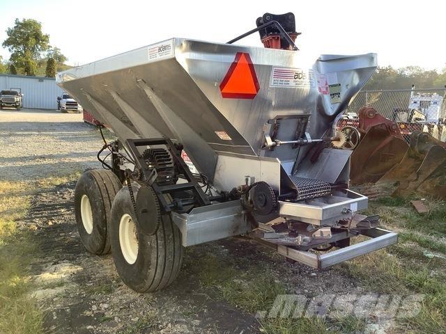 Adams HLS-6-4W 미네랄 살포기