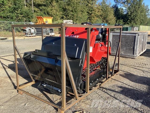 AGT SDA-140T 궤도식 로우더