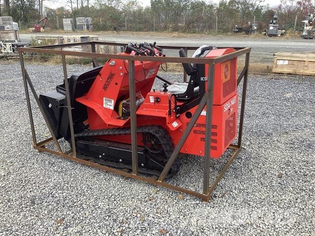 AGT SDA-140T 궤도식 로우더