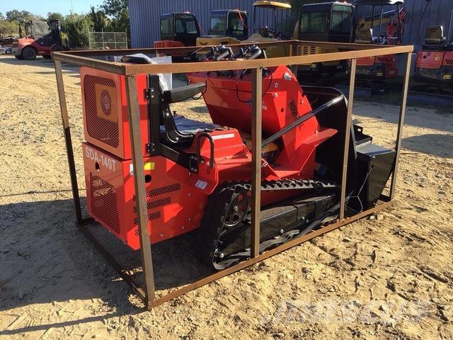 AGT SDA-140T 궤도식 로우더