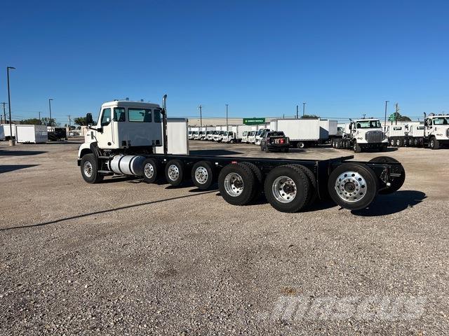 Autocar DC64 캐빈 및 인테리어