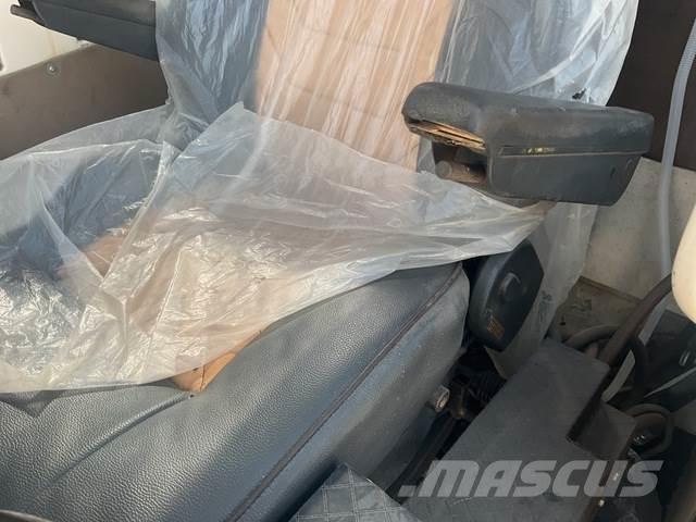 Bauer MBG24 중형 드릴 장비
