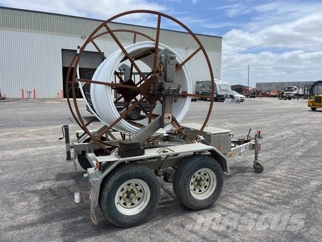  Belco 기타 트레일러