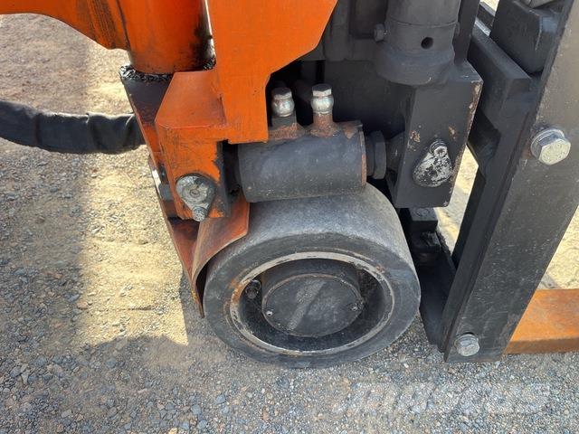 Bendi B420 전동 지게차