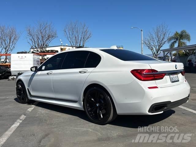 BMW 750I 자동차