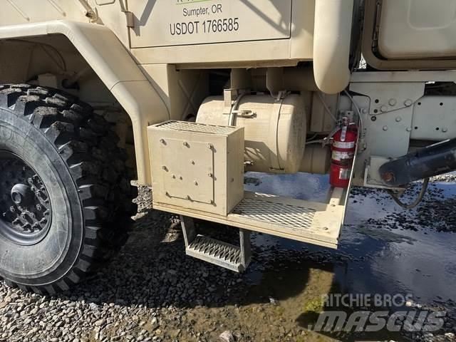 BMY M923A2 건설 장비 - 기타