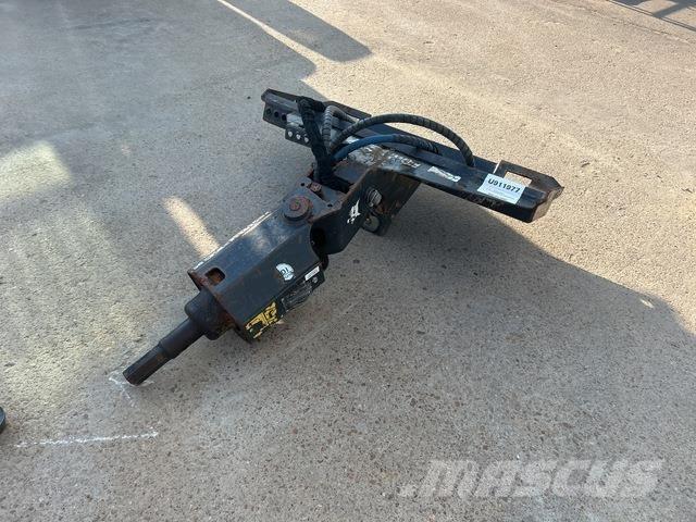 Bobcat 30C 드릴
