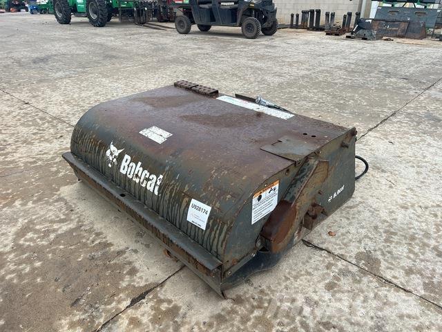 Bobcat 6707144 도로 청소차