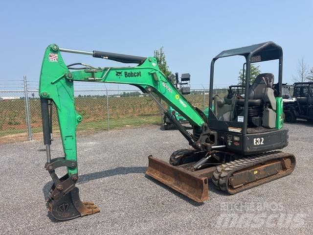 Bobcat E32 대형 굴삭기 29톤 이상