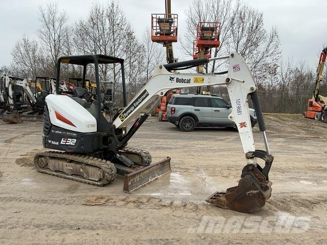 Bobcat E32 대형 굴삭기 29톤 이상