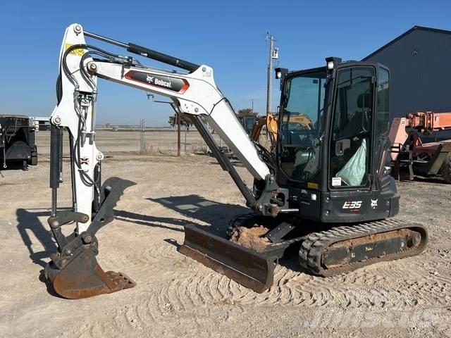 Bobcat E35 대형 굴삭기 29톤 이상