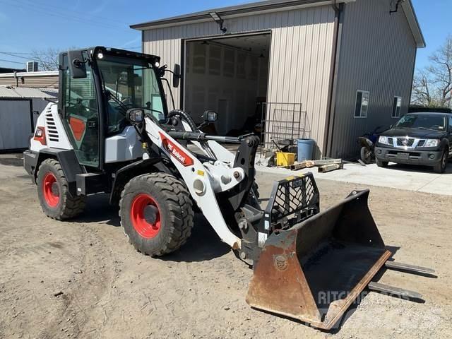 Bobcat L65  휠로우더