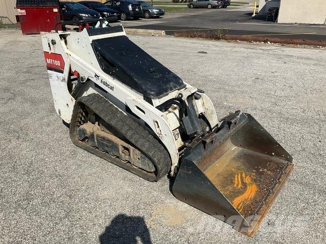 Bobcat MT100  스키드로더