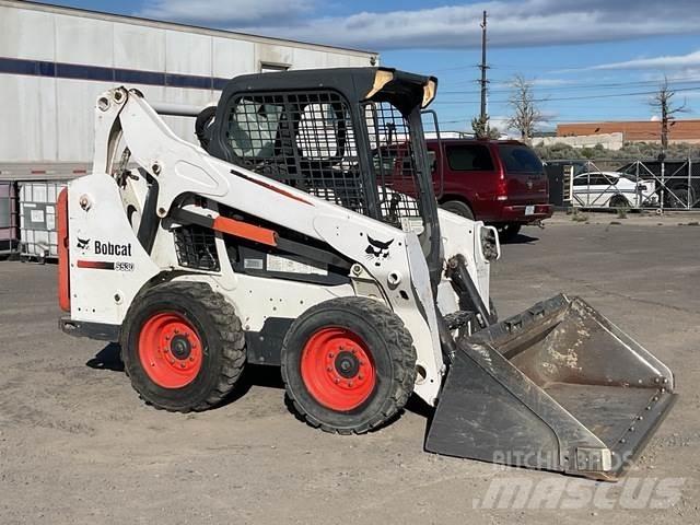 Bobcat S530  스키드로더