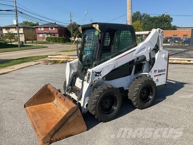 Bobcat S530  스키드로더