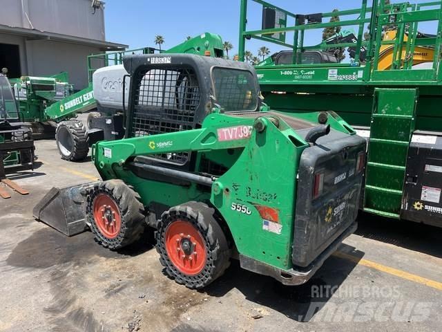 Bobcat S550  스키드로더