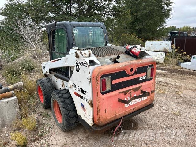 Bobcat S550  스키드로더