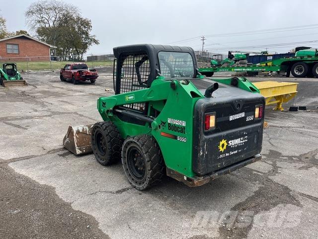 Bobcat S550  스키드로더