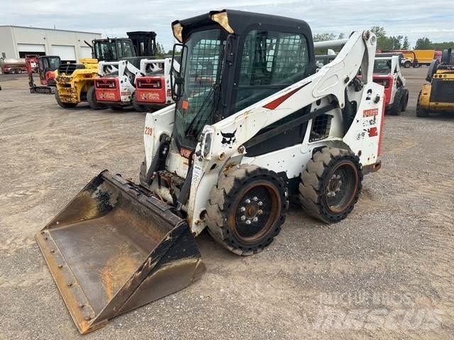 Bobcat S570  스키드로더