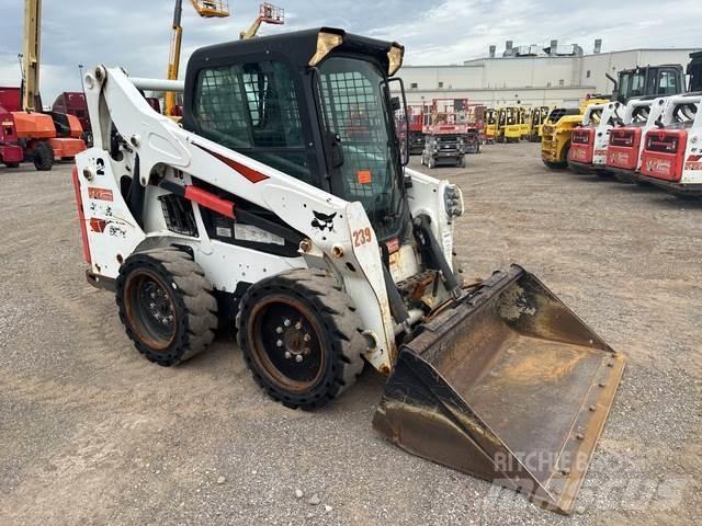 Bobcat S570  스키드로더