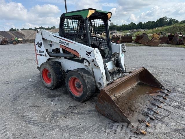 Bobcat S630  스키드로더