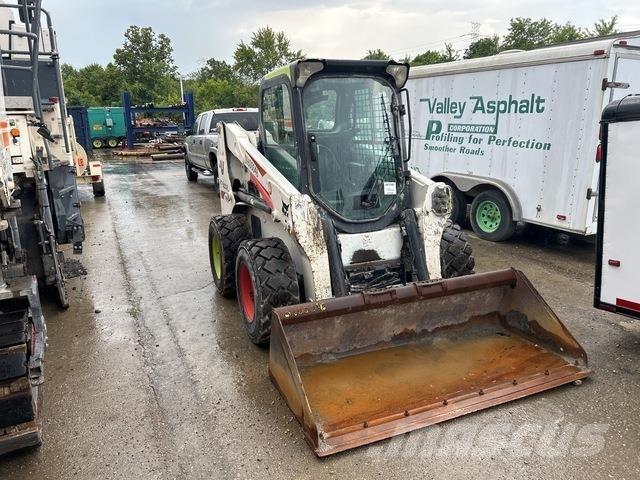 Bobcat S630  스키드로더