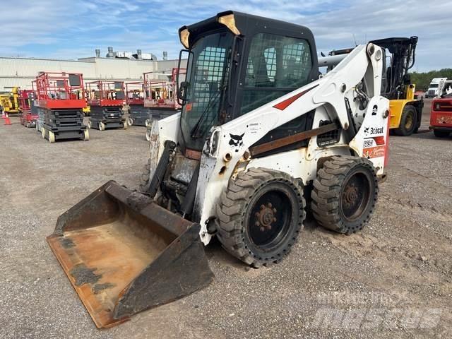 Bobcat S650  스키드로더