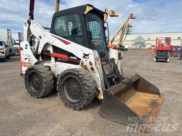 Bobcat S650  스키드로더