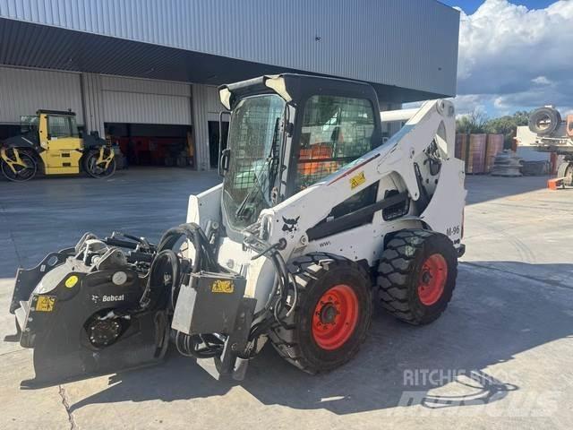 Bobcat S650  스키드로더