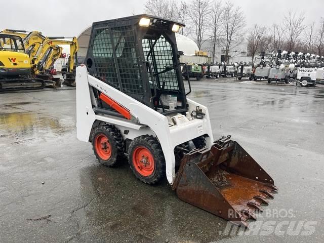Bobcat S70  스키드로더