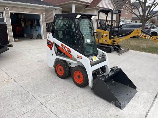Bobcat S70  스키드로더