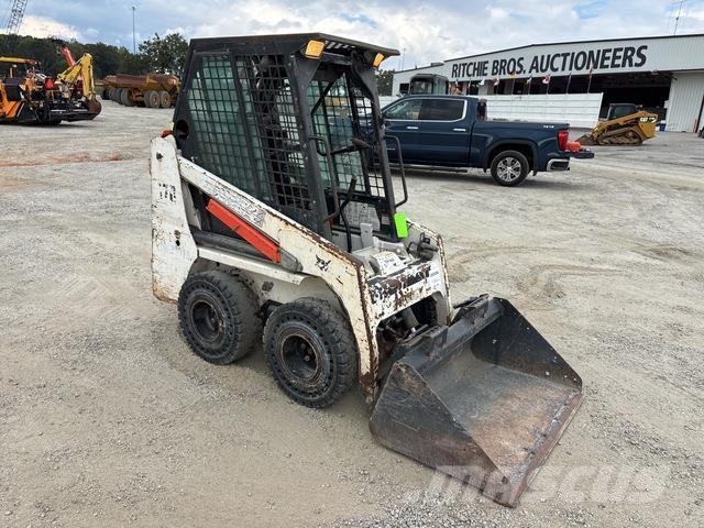 Bobcat S70  스키드로더