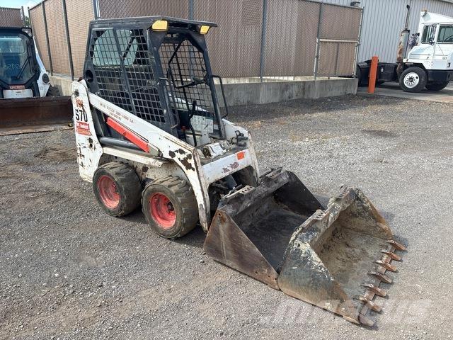 Bobcat S70  스키드로더