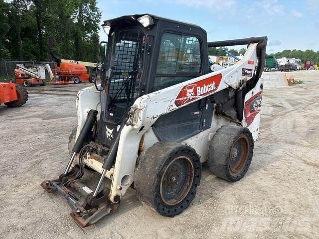 Bobcat S76  스키드로더