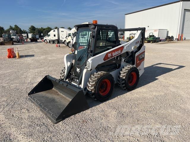 Bobcat S76  스키드로더