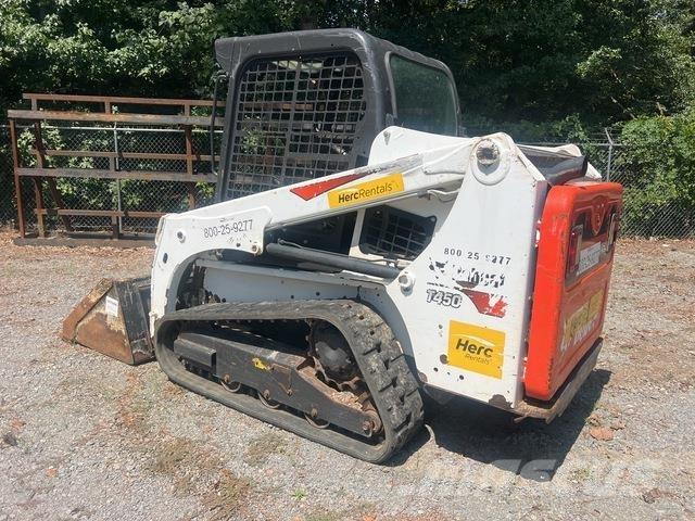 Bobcat T450  스키드로더