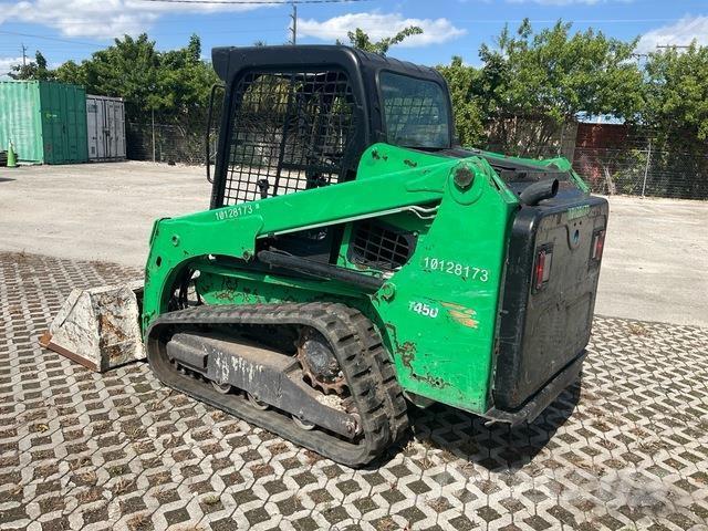 Bobcat T450  스키드로더