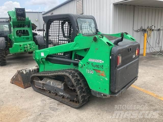 Bobcat T550  스키드로더