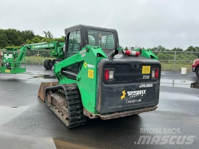 Bobcat T550  스키드로더
