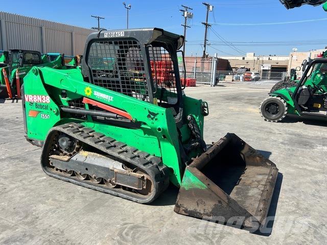 Bobcat T550  스키드로더