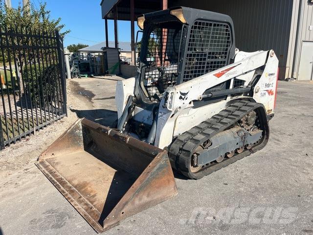 Bobcat T550  스키드로더