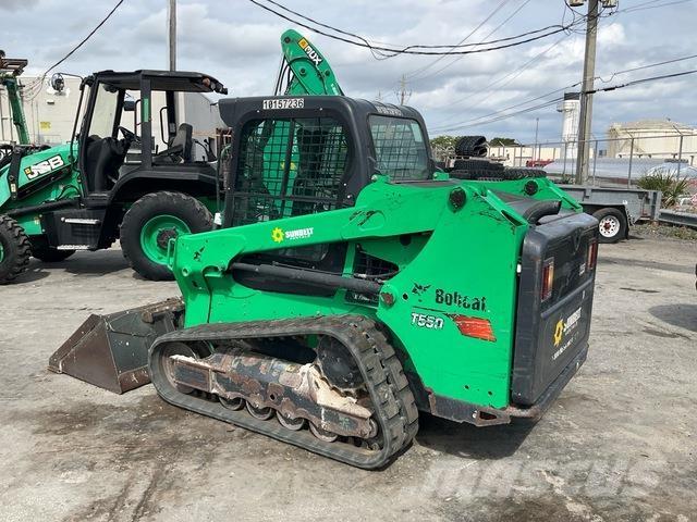 Bobcat T550  스키드로더