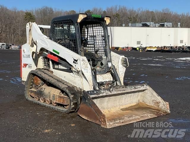 Bobcat T590  스키드로더