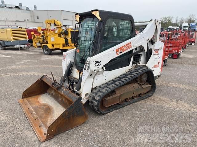 Bobcat T590  스키드로더