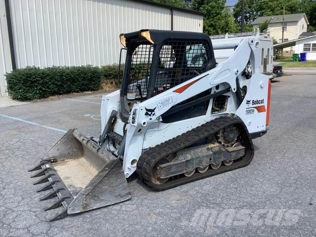 Bobcat T590  스키드로더