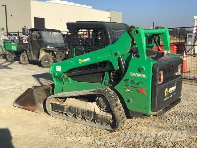 Bobcat T590  스키드로더