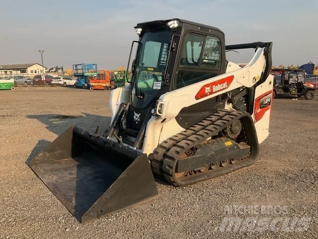 Bobcat T64  스키드로더