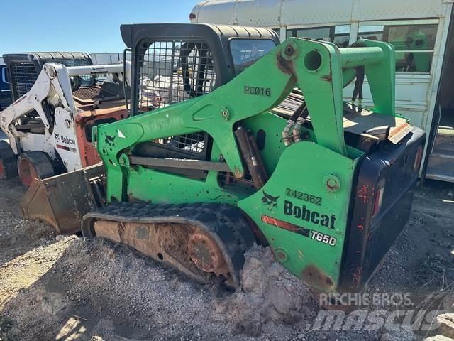 Bobcat T650  스키드로더